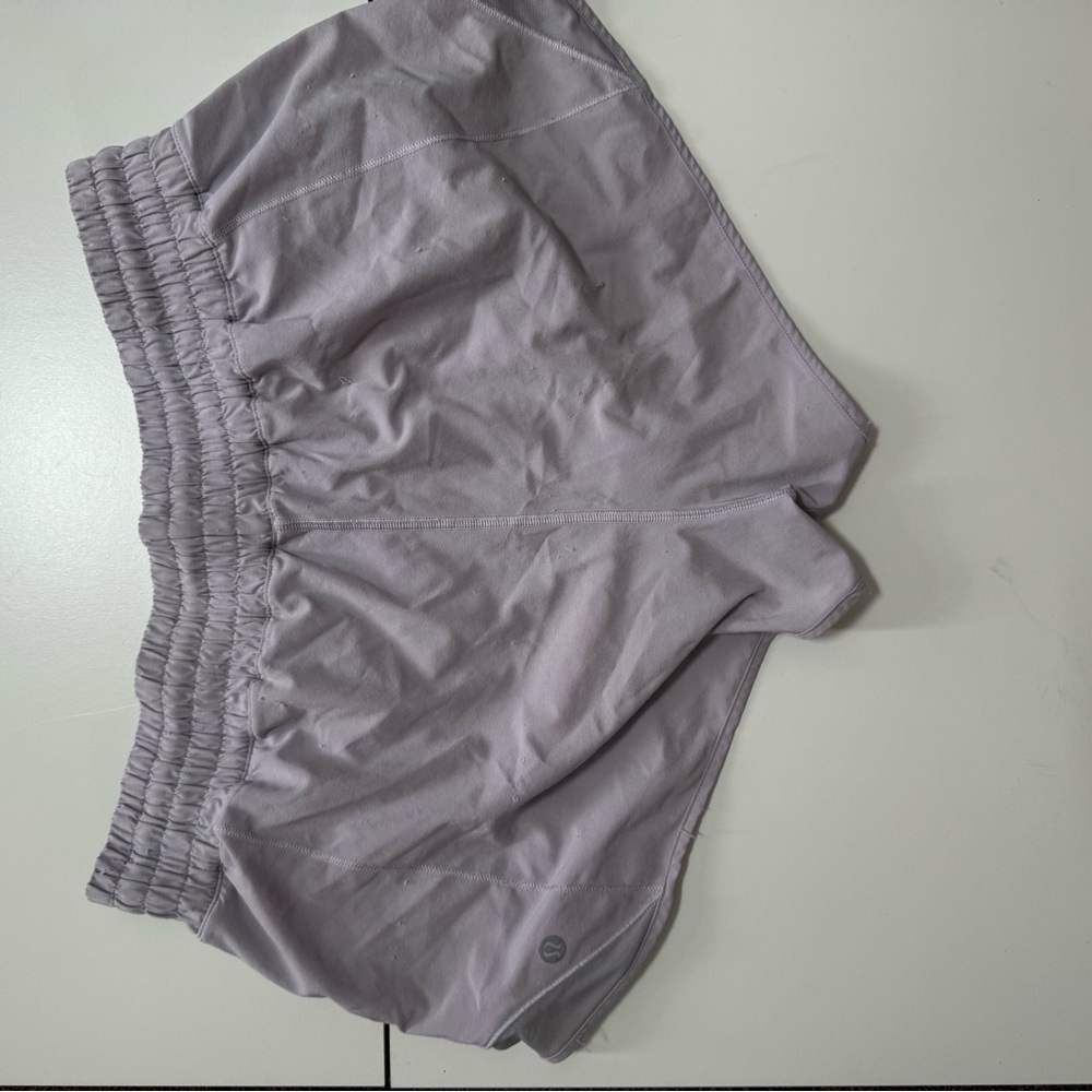 Lavender hotty hot lululemon HR 2” sz10